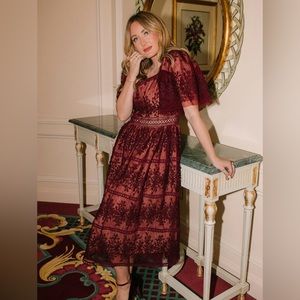 Ivy City Co. Venice Dress with Flutter Sleeves in Wine, Size Small.